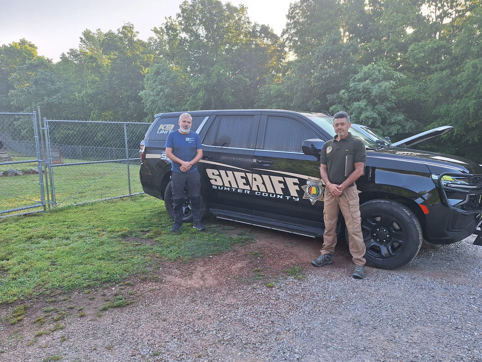 El equipo WDS junto a un vehículo de la unidad K9 de Sumter County Sheriff